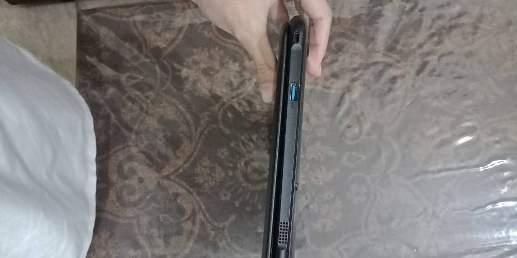 Lenovo Slim 1