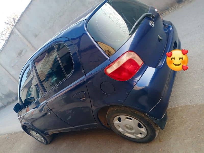 Toyota Vitz 2000/6 2