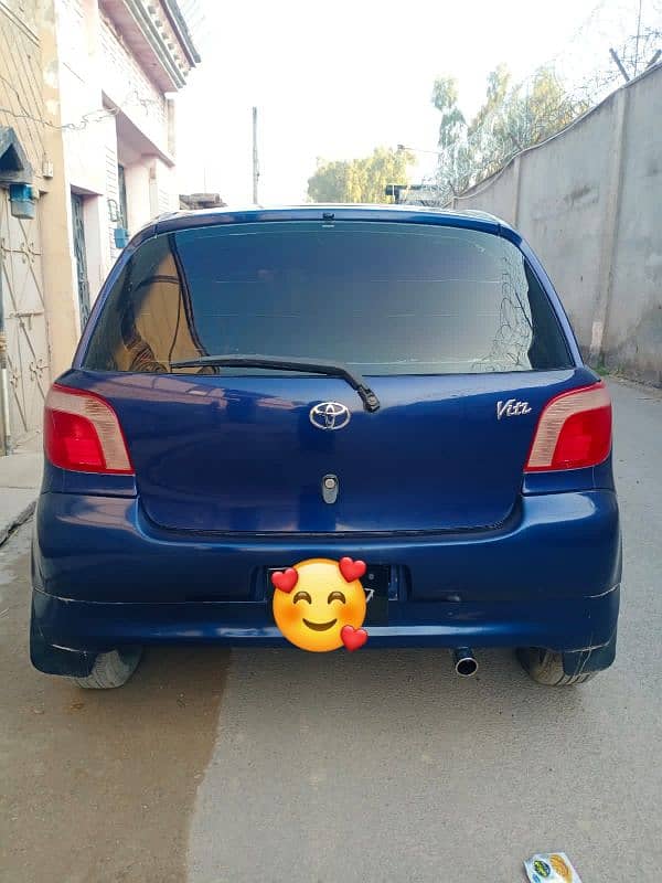 Toyota Vitz 2000/6 3