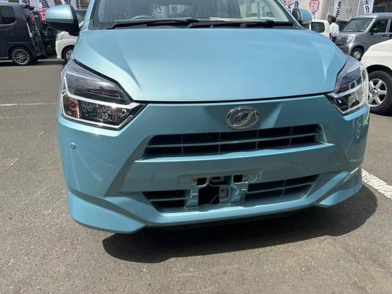 Daihatsu Mira X Limited 2021 4