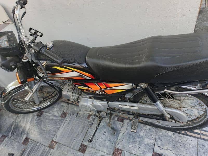 good condition 2022 CD 70 model bike, see pics good cond. motorcycle 0