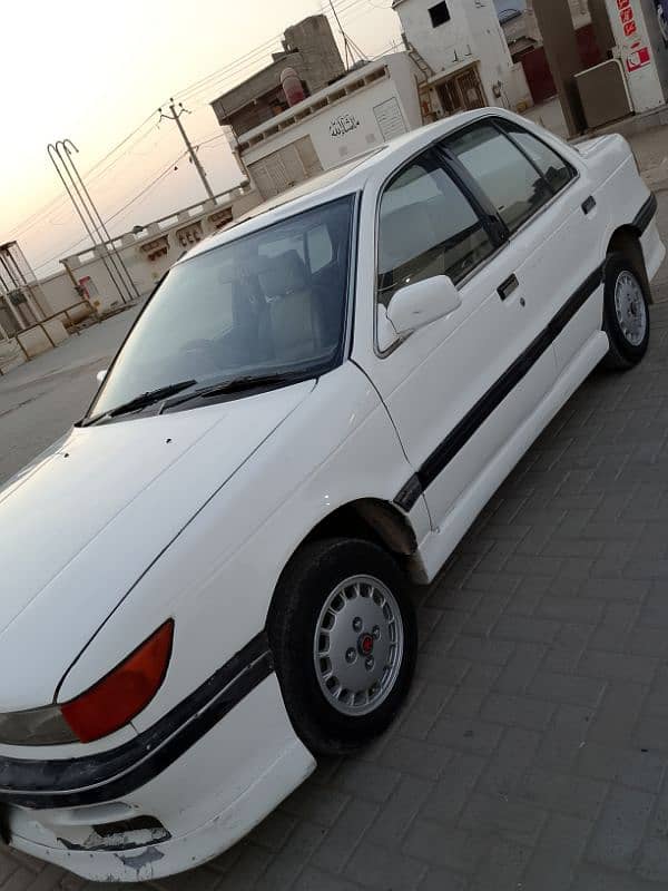 Mitsubishi Lancer 1991 6