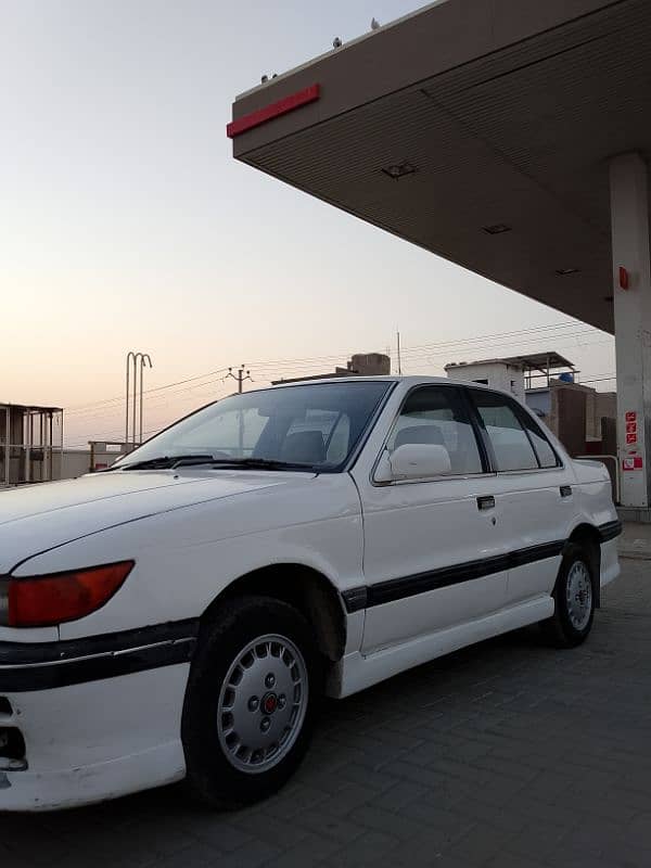 Mitsubishi Lancer 1991 7