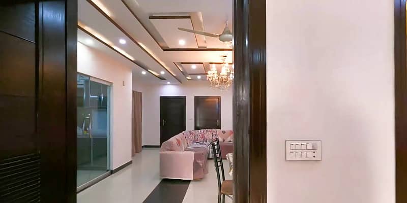 20 Marla Double-Storey House For Sale In Johar Town Phase 2, Block H1 - Demand: 8 Crore 0