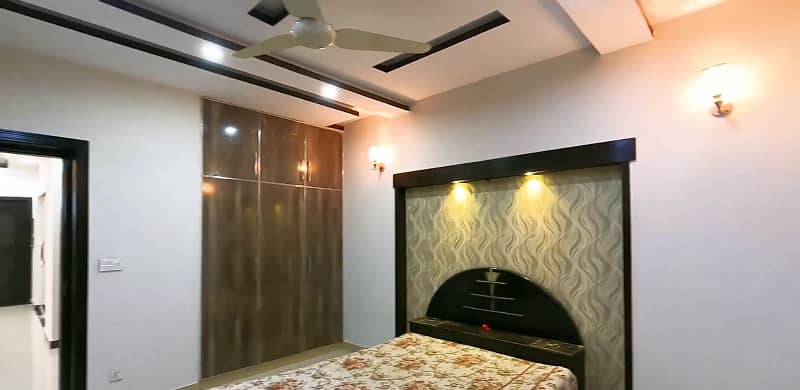 20 Marla Double-Storey House For Sale In Johar Town Phase 2, Block H1 - Demand: 8 Crore 5