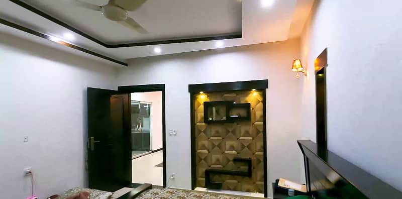 20 Marla Double-Storey House For Sale In Johar Town Phase 2, Block H1 - Demand: 8 Crore 26