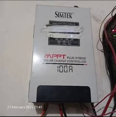 SIMTEK 100A MPPT CHARGE CONTROLLER