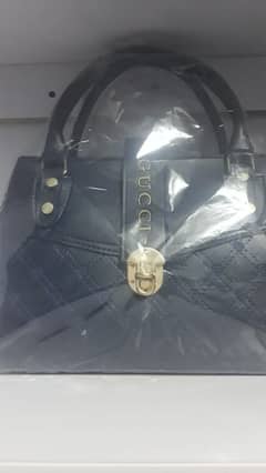 Hand bag