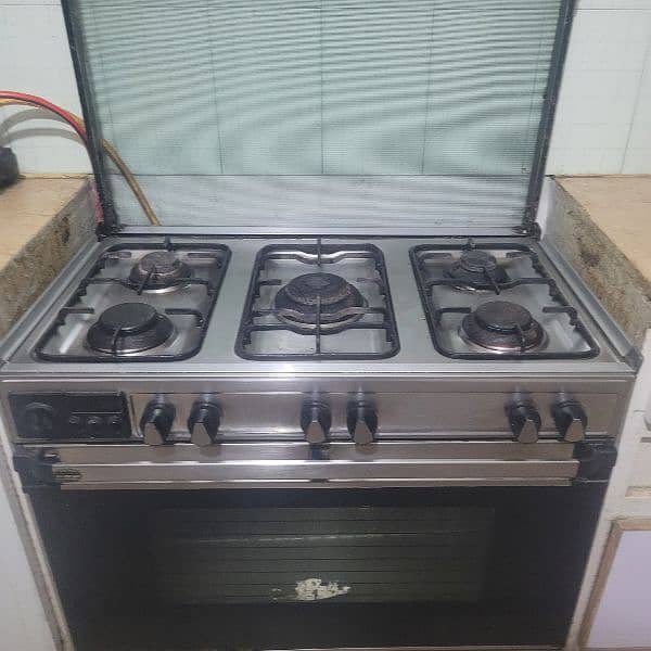 5 burner Gas stove 0