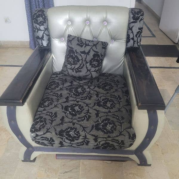 5 Seater Sofa Set 1