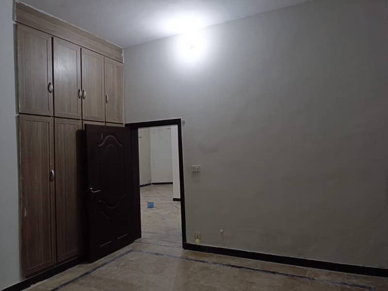 6marla ground floor house available for rent with gas Islamabad 7