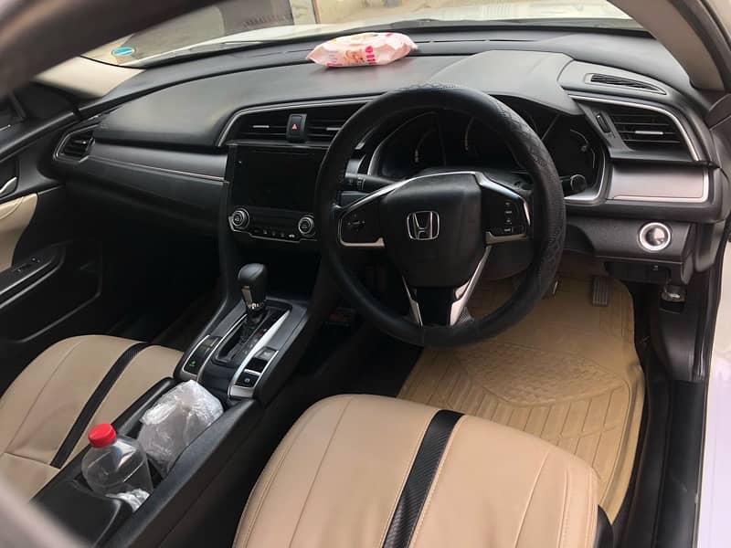 Honda Civic Oriel 2018 11