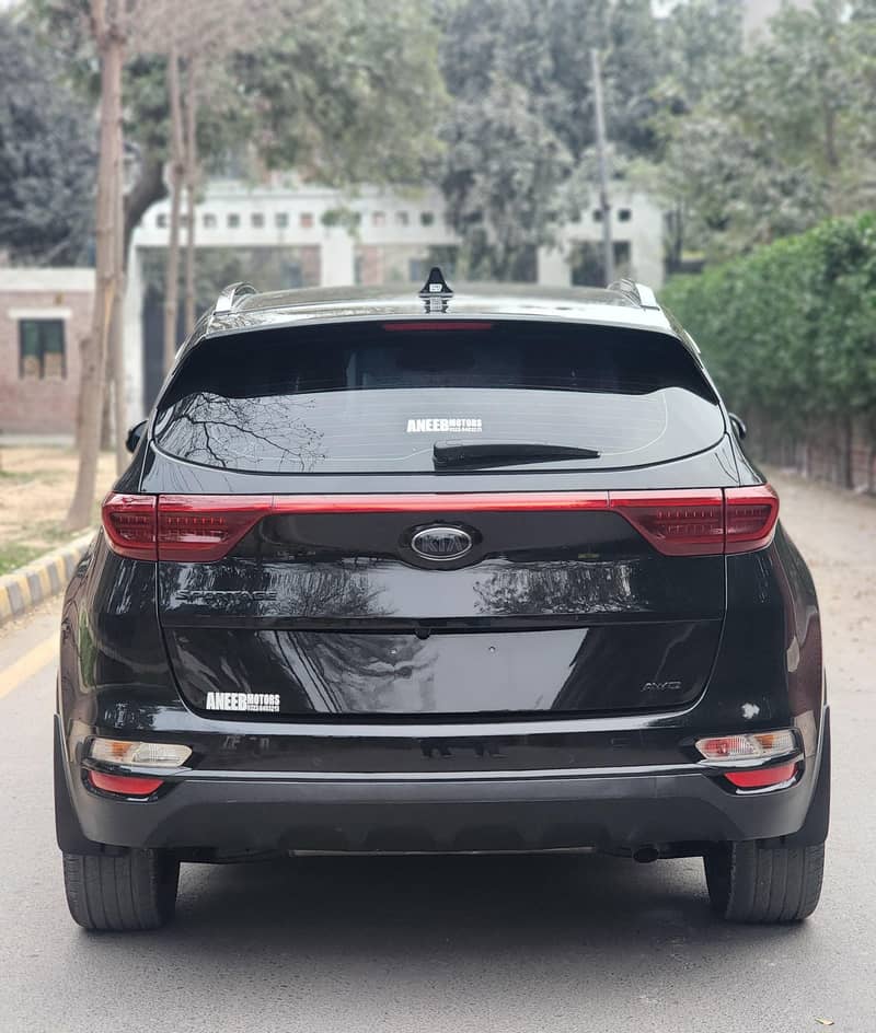 KIA Sportage 2024 AWD Black Edition 3