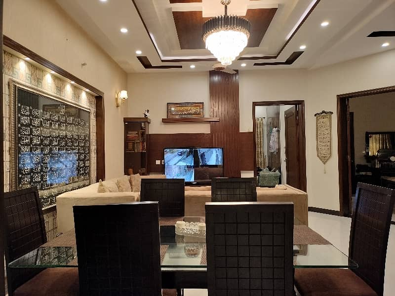 10 Marla House For Sale 5 Beds 2 Yours 0ld Wapda Town Lahore 16 KV Solar System And Gas Available 20