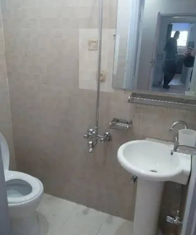 Fully Renovated Tile Floor Flat For Rent G-11/4 6