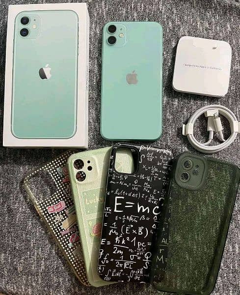 iPhone 11 mobile 256gb Contact on WhatsApp 0332/7451/174 0