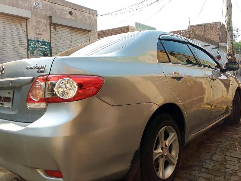 Toyota Corolla GLI 2011 6