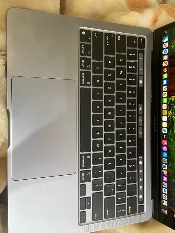 MacBook Pro M1 Chip 2020 6