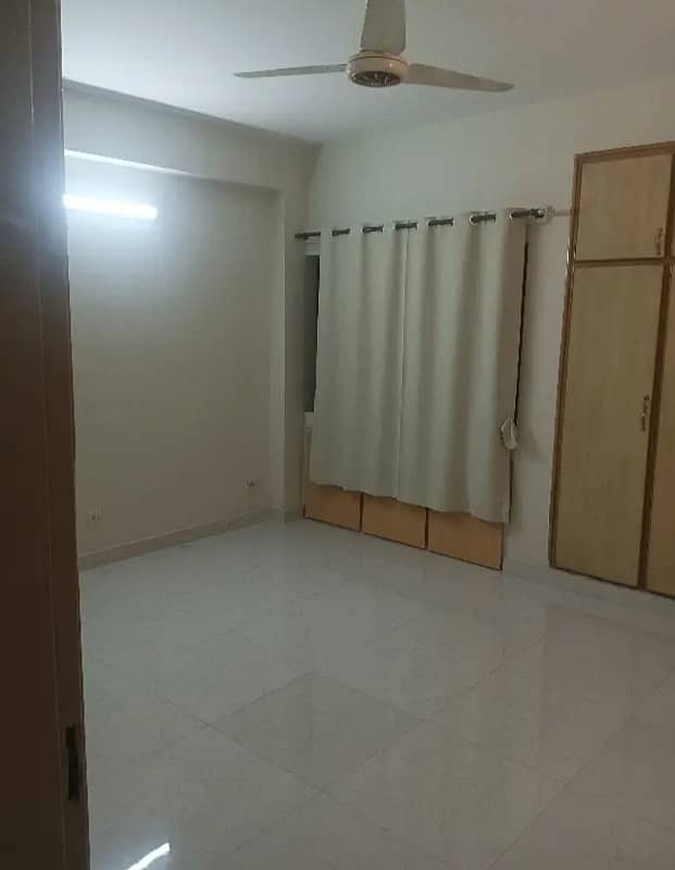 G-11/4 PHA C-Type Second Floor Flat For Sale Fully Renovated 11