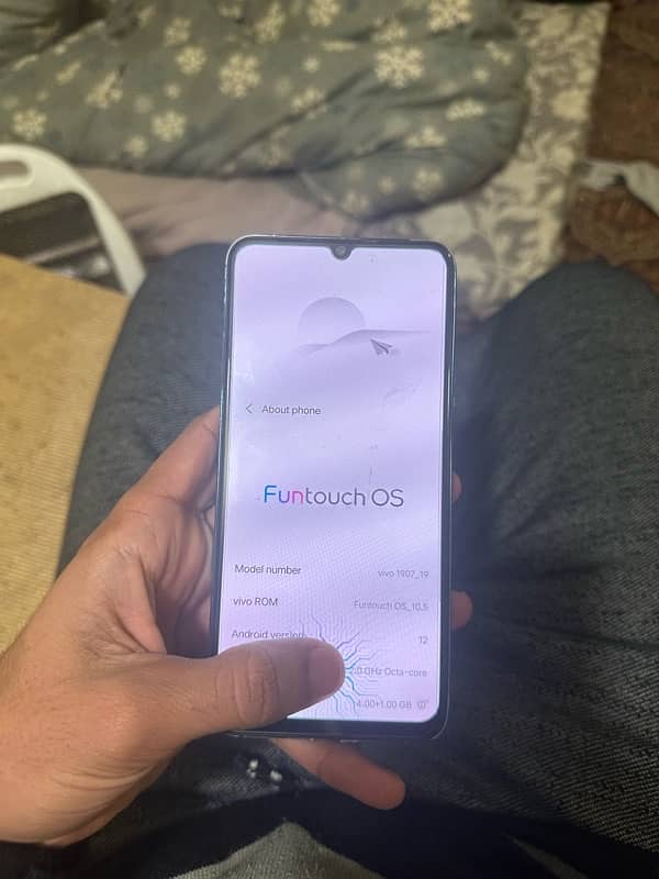 vivo s1 4GB 12GB indisplay Fingureprint All Working Read Add 7