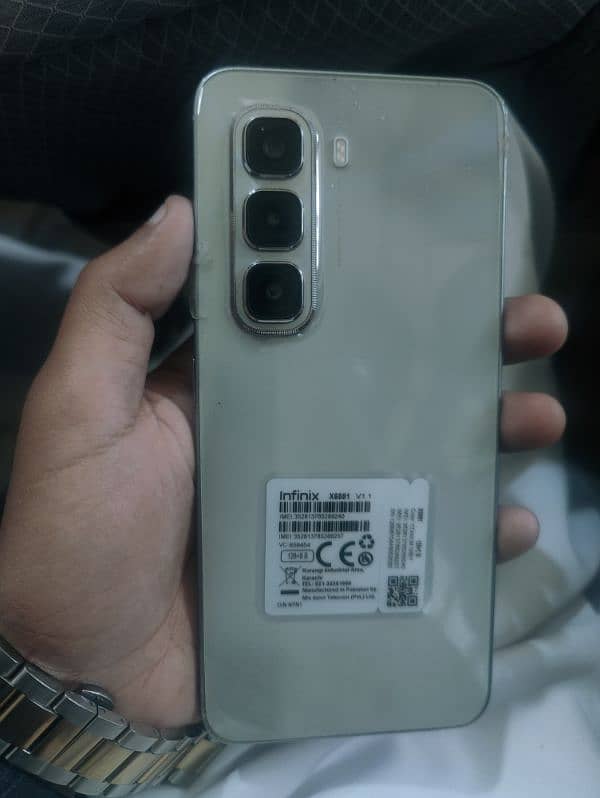 Infinix hot 50 pro 8 128 3