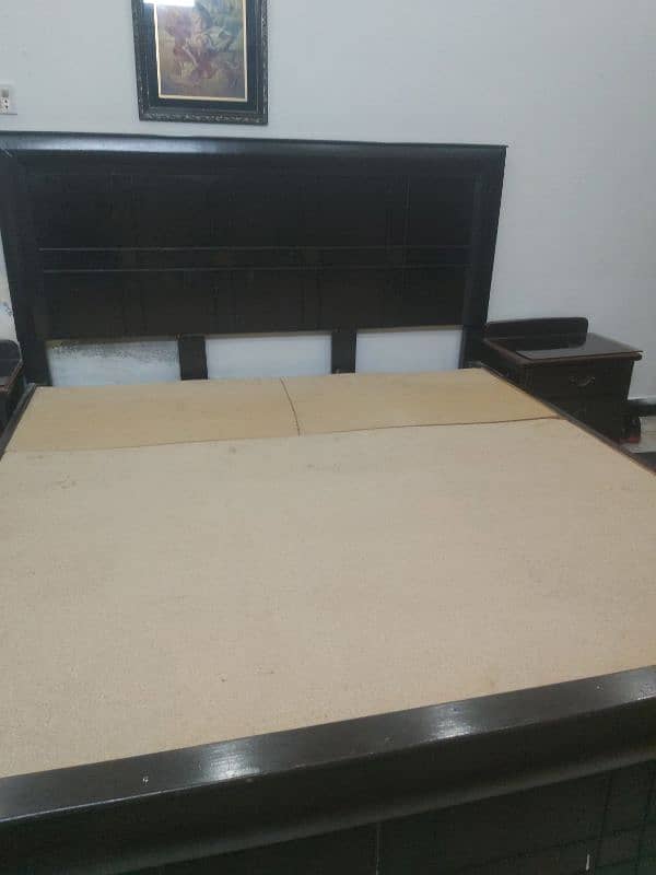 King Size Bed With Master Spring Mattressa 3