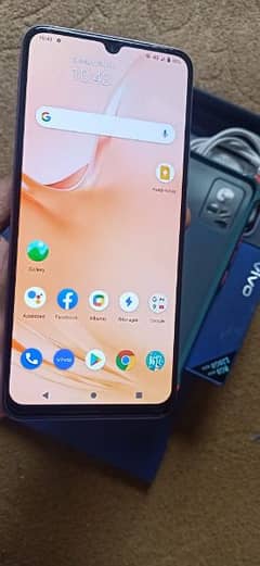 Vivo v21 mobile 8/128gbContact on WhatsApp 0332/7451/174