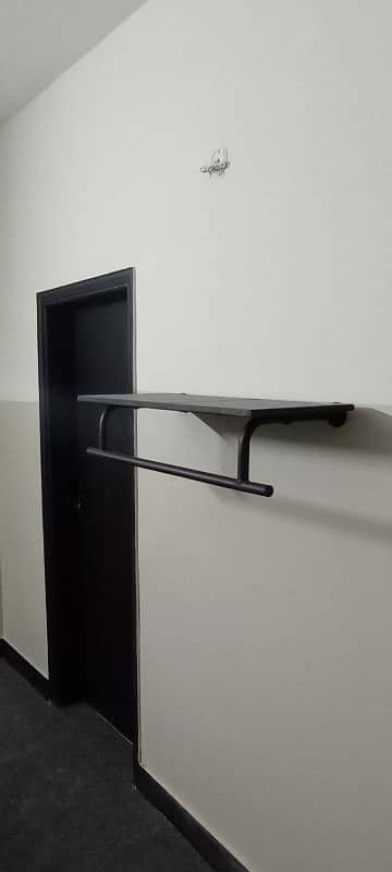 Hanger Rods With Shelf 6