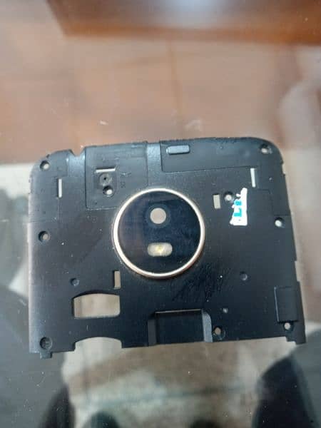 Motorola E4 Singal Sim PTA Aproved New Condition & All. Original Parts 2