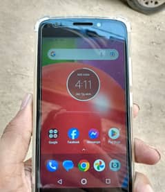 moto e4