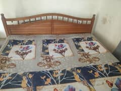 King size bed with matress