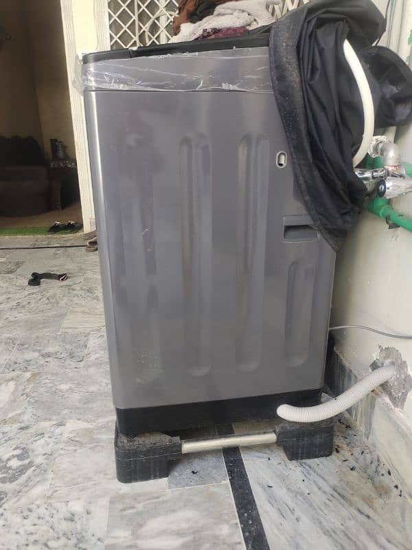 haier automatic  washing  machine 4