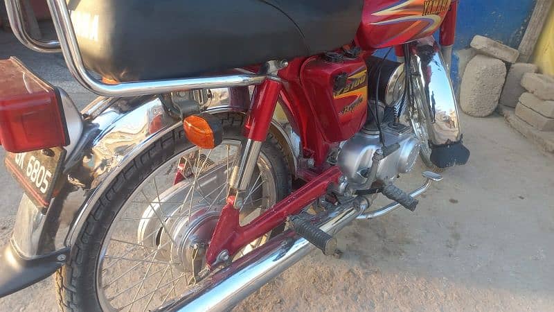 YAMAHA 2 STROKE 4