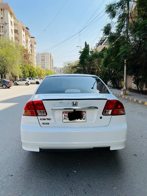 Honda Civic EXi 2005 4