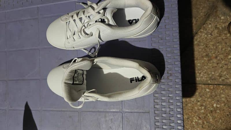 Fila new shose impot from UK. . . 5