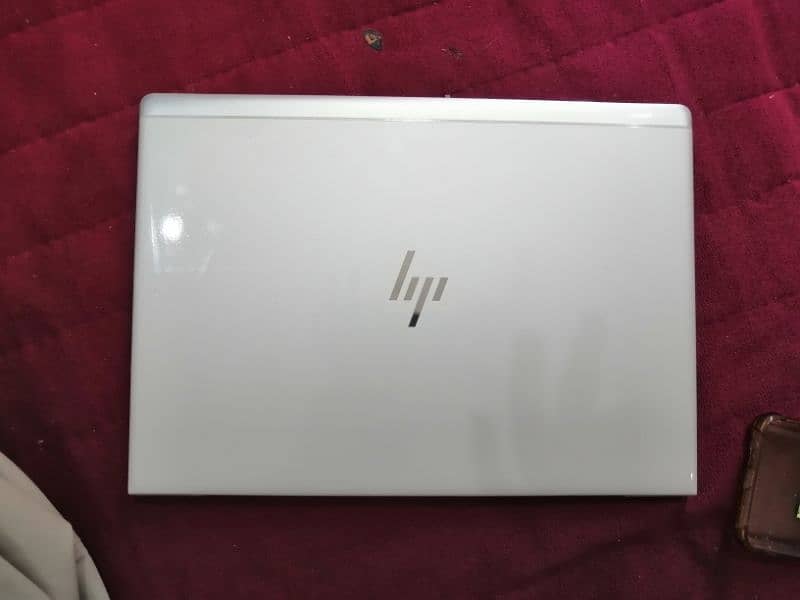 hp leptop, core i5, 7th generation, 140 GB storage 2