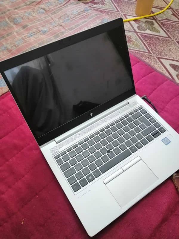 hp leptop, core i5, 7th generation, 140 GB storage 4