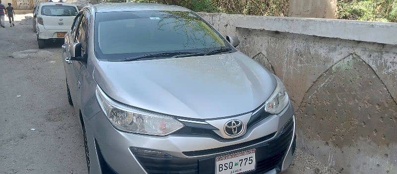 Toyota Yaris 1.5 2020 register 2021 3