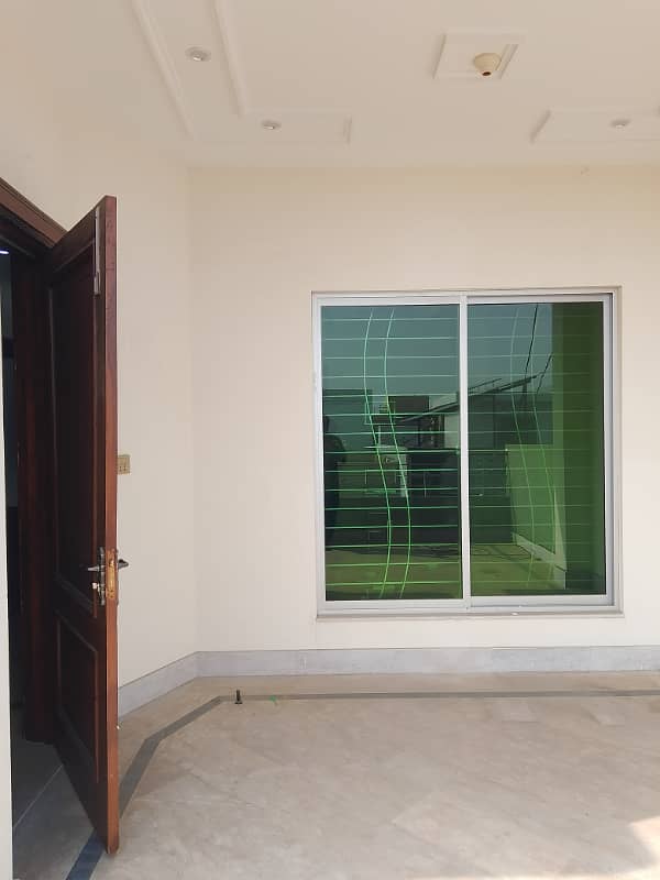 10 Marla brand new 2nd floor available for rent in Wapda town F2 block 11