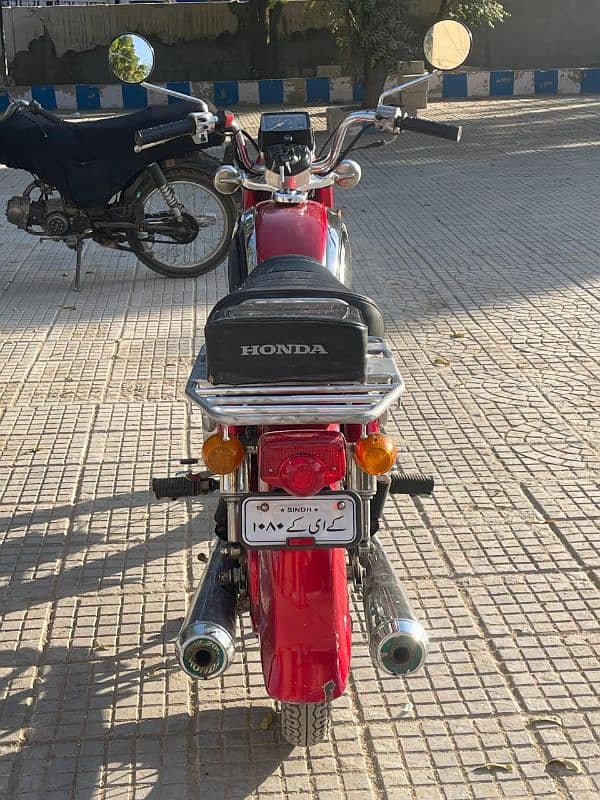 Honda CD 200 roadmaster 2