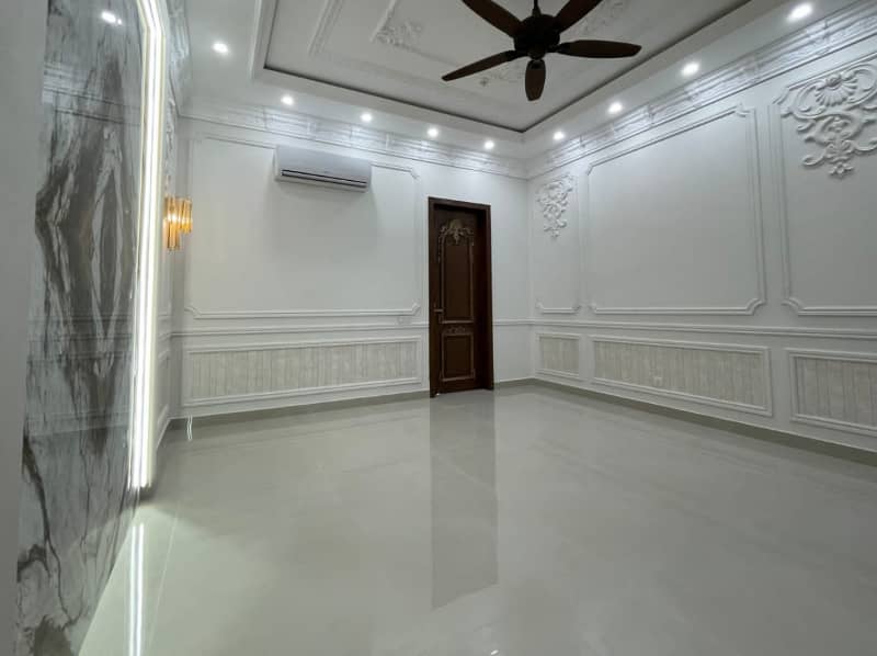 5 Beds Slightly Used 1 Kanal House For Rent In Block L DHA Phase 5 Lahore 1