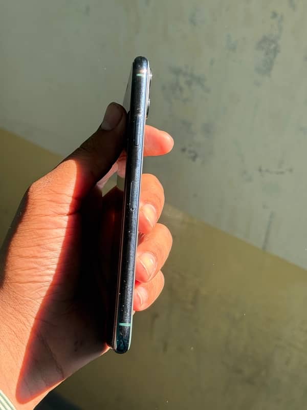 I phone 11 pro max non pta(256 gb) 6