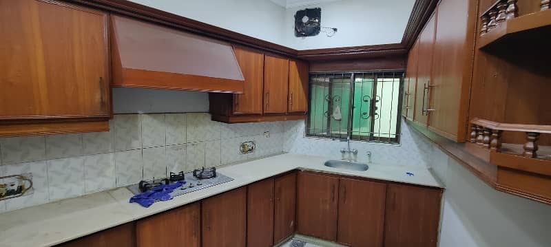 1 Kanal Upper Portion For Rent 4