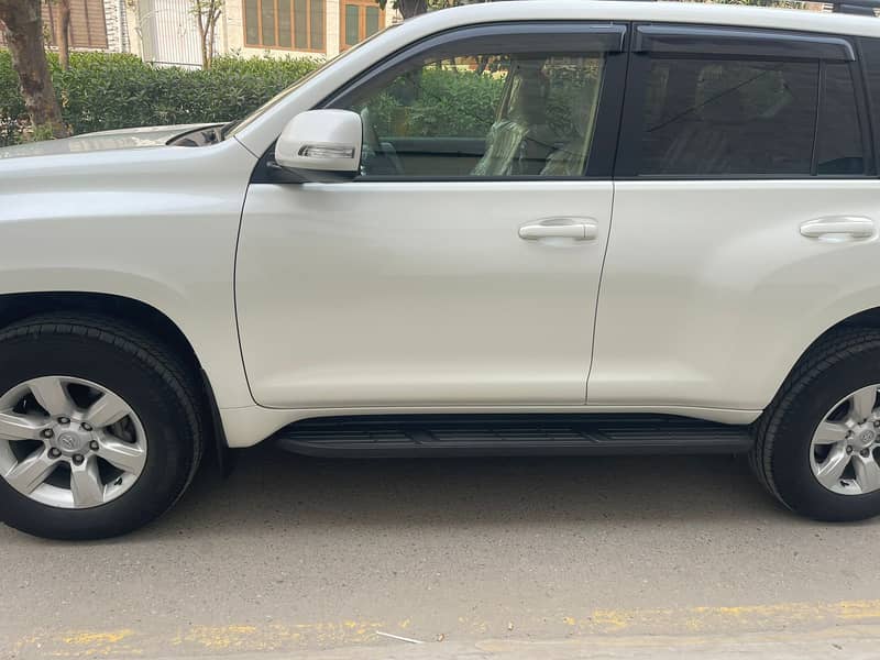 Toyota Prado TX Limited 2.7 2016 12