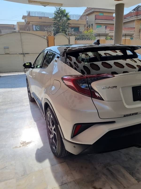 Toyota C-HR 2019 1