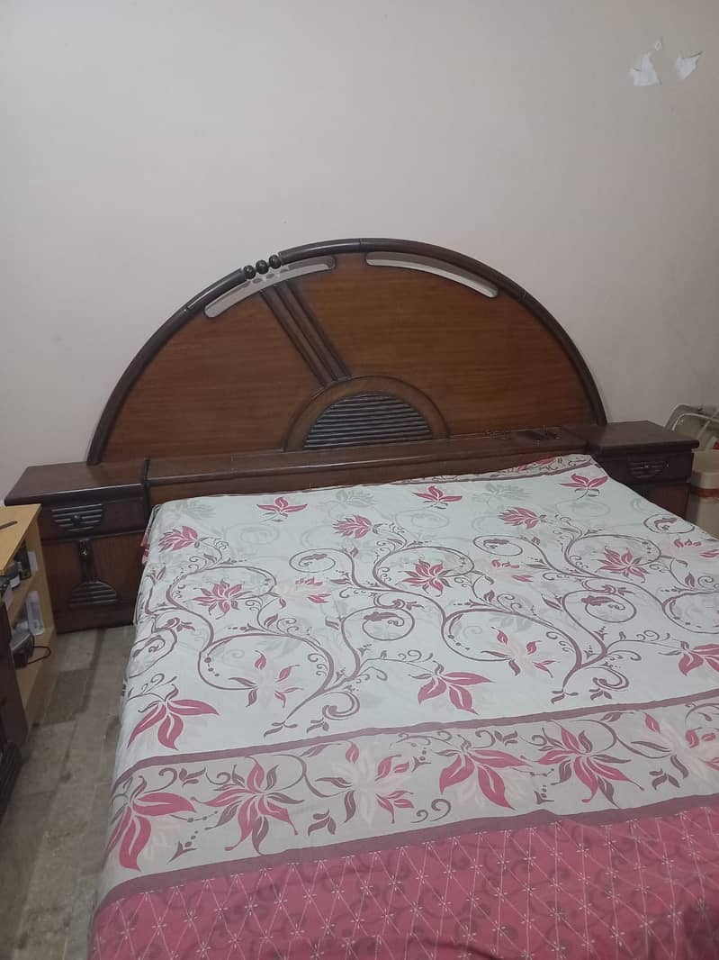 Bed Set for sale 0