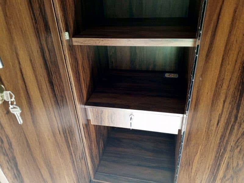 3 Door wooden new wardrobe 1