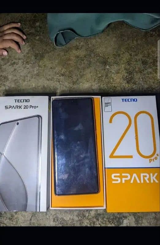 techno spark 20 pro plus (8+8/256) complete box 3456200333 1