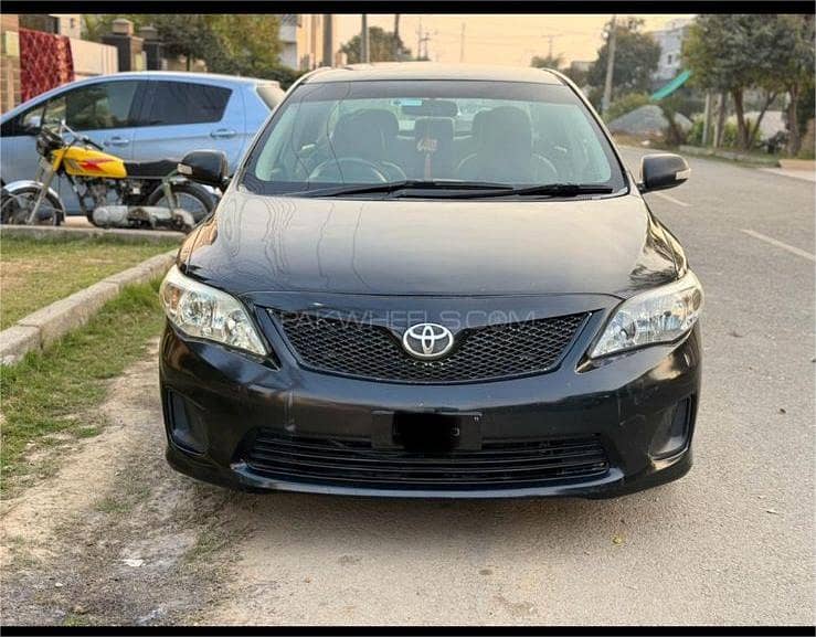 Toyota Corolla GLi 1.3 (2011) – Black 0