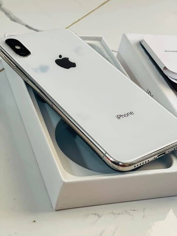 iPhone x 256 GB my WhatsApp number 0325-55-03411 1